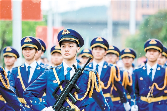五邑大學(xué)學(xué)子在交流展示活動(dòng)中綻放風(fēng)采。