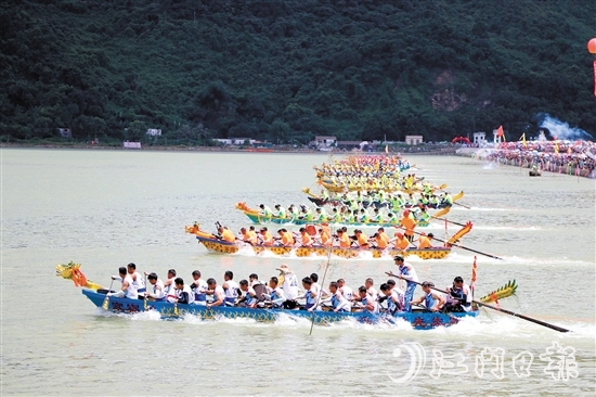 據(jù)史料記載，下川島海上龍舟賽已有115年歷史。