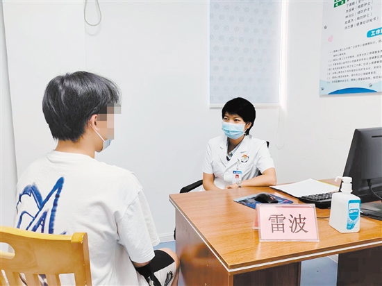 高考結(jié)束后，有人患上了“考后綜合征”。