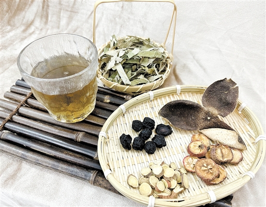 烏梅陳皮飲有理氣健脾、消食降脂的作用。