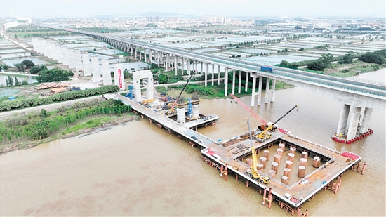 深江鐵路建設(shè)全面提速，自江門站出發(fā)，將可實現(xiàn)1小時內(nèi)通達(dá)深圳。