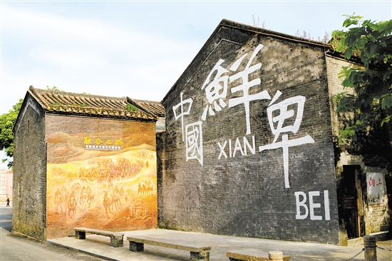 農(nóng)房風(fēng)貌品質(zhì)提升行動(dòng)為霄南村營造了特色鄉(xiāng)村文化空間。
