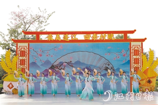 活動精彩紛呈，獻(xiàn)上了一場豐盛的文藝大餐。