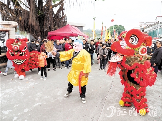人們齊聚樟樹(shù)下村，現(xiàn)場(chǎng)感受非遺民俗活動(dòng)魅力。