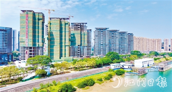 第四代住宅采用了大陽臺(tái)設(shè)計(jì)，有效提升住宅實(shí)用率和增強(qiáng)居住舒適度。