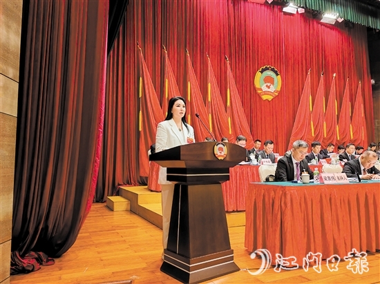 新會(huì)區(qū)政協(xié)澳門聯(lián)絡(luò)組代表陳素燕。