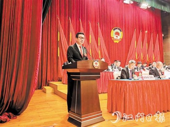 新會(huì)區(qū)政協(xié)香港聯(lián)絡(luò)組代表利承武。