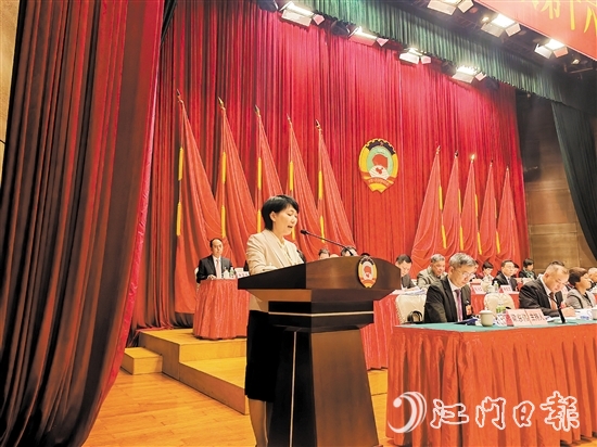 致公黨新會(huì)區(qū)總支部委員會(huì)代表盧少芳。