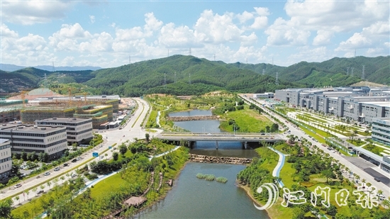 新會(huì)智造產(chǎn)業(yè)園鳳山湖園區(qū)。