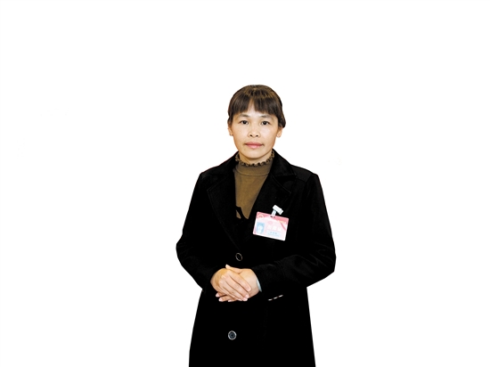開平市人大代表，蒼城鎮(zhèn)大羅村黨總支書記、村委會主任林幼瓊