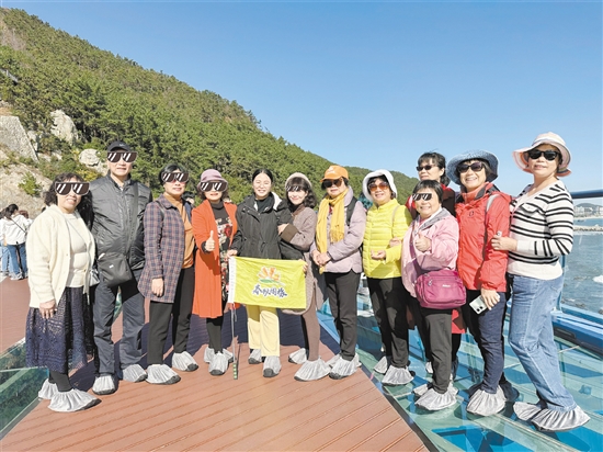 江門春秋國旅致力于為游客提供“5A級出游服務(wù)”。