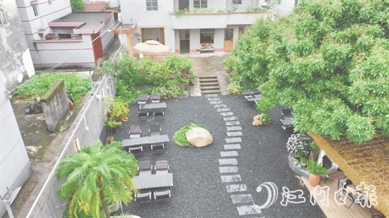 龍?zhí)链宓摹鞍颂栃≡骸背蔀槟贻p人新的“打卡點”。