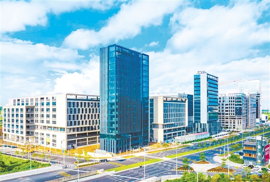 江門市安全應(yīng)急產(chǎn)業(yè)園實(shí)現(xiàn)了從無(wú)到有、從有到強(qiáng)的跨越式發(fā)展。