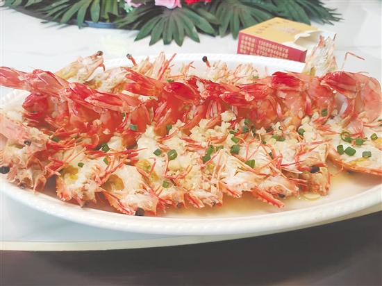 開漁后，食客可盡情品嘗新鮮美味海鮮。