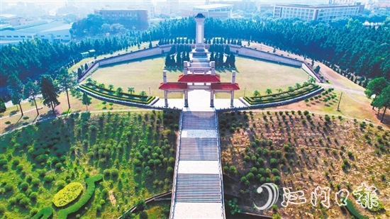 鶴山市烈士陵園是江門地區(qū)占地面積最大的烈士紀念設施。