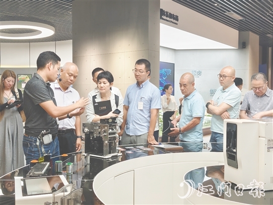 根據(jù)企業(yè)需求，江海區(qū)企業(yè)發(fā)展服務中心協(xié)助企業(yè)供應商來江?？疾?。