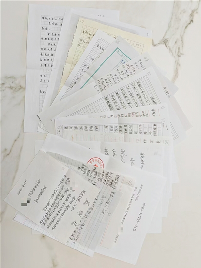 孩子們用稚嫩筆跡寫來(lái)感謝信。