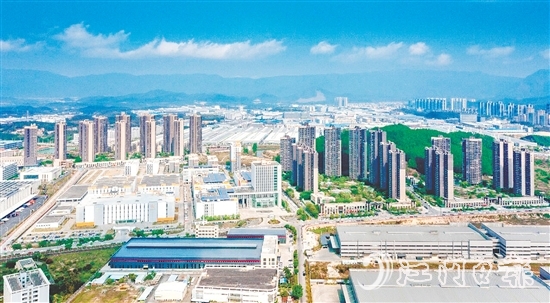 鶴山工業(yè)城（共和鎮(zhèn)）園區(qū)俯瞰圖。