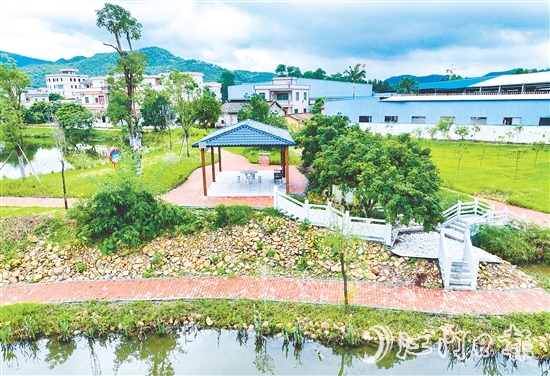 址山鎮(zhèn)云東村好人公園。