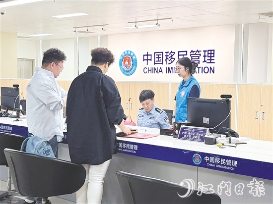 “綠色通道”為群眾辦事提供方便。