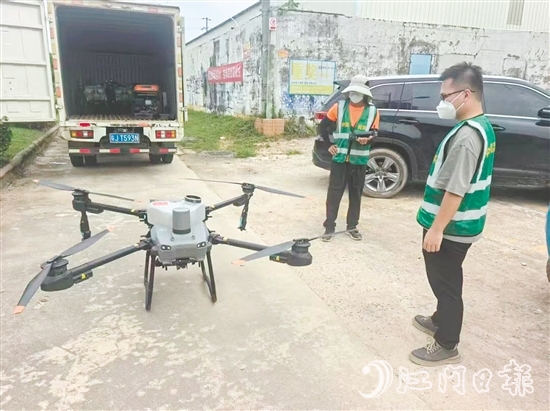 天禾農(nóng)貿(mào)科普基地利用無人機(jī)為17個(gè)鎮(zhèn)（街）的疫情防控提供技術(shù)支援。