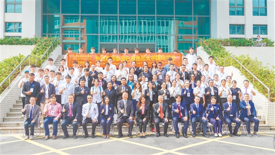 “泰國巴吞他尼大學(xué)國際學(xué)生學(xué)習(xí)培訓(xùn)班”開班。