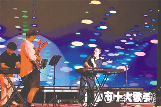 臺山市十大青年歌手大賽為本土輸送大量歌唱人才，為青年搭建實(shí)現(xiàn)夢想的舞臺。