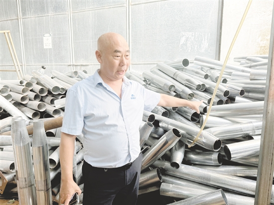 面對困境，郭繼南沒有放棄，而是不斷尋求出路。