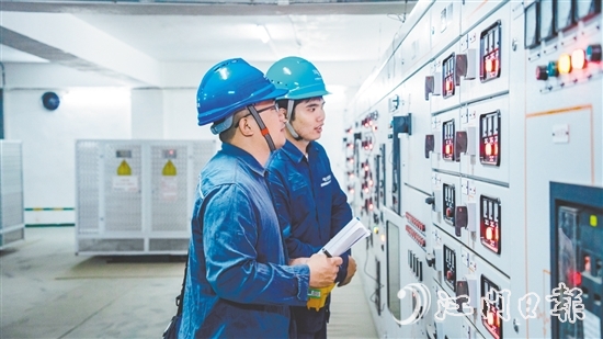 恩平供電局開展設(shè)備隱患排查和用電檢查，全力做好十五運(yùn)會恩平賽區(qū)比賽場地供電保障工作。