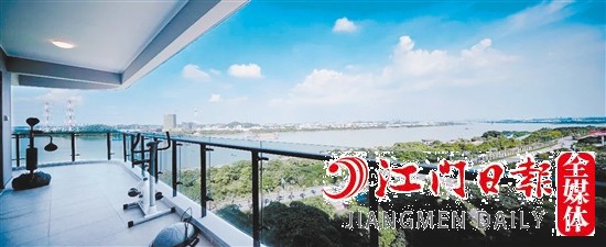 碧桂園濱江灣建筑面積約346平方米大平層。