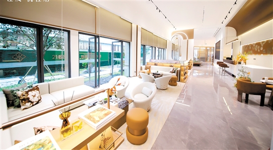 江發(fā)·悅桂府營(yíng)銷(xiāo)中心環(huán)境優(yōu)美。