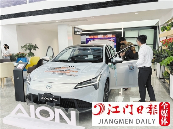 新能源汽車備受消費者青睞。