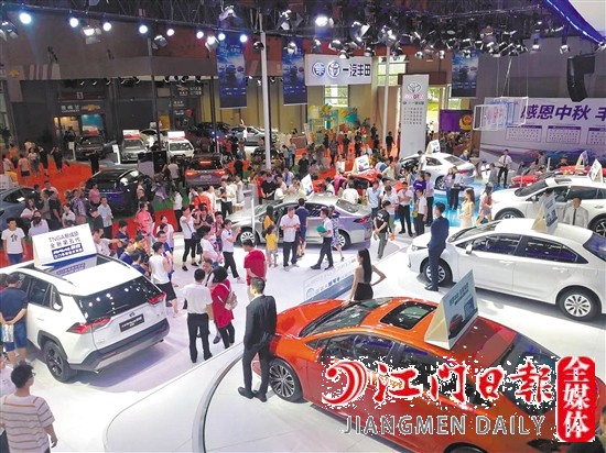 十年來(lái)，江門(mén)車(chē)展檔次越來(lái)越高。