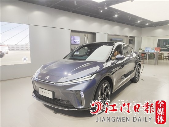 飛凡R7外觀動(dòng)感十足。