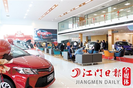 春節(jié)假期后期，4S店的客流量明顯增多。