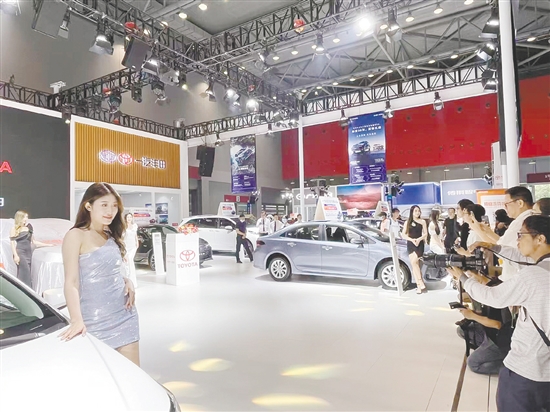 主辦方致力營造放心舒適的看車、購車環(huán)境。